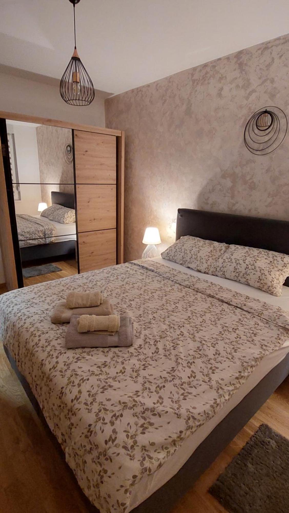 Apartment Ela Subotica Luaran gambar