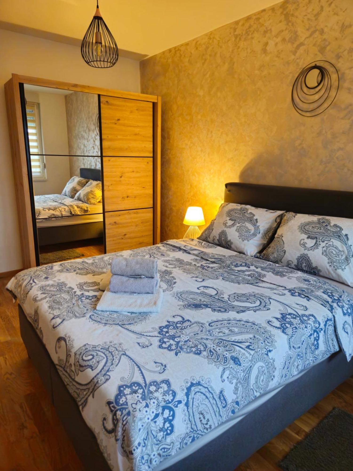 Apartment Ela Subotica Luaran gambar